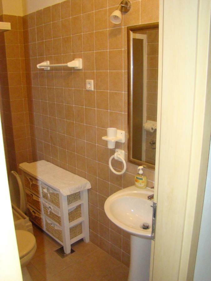 Apartments Ada Tucepi Bagian luar foto