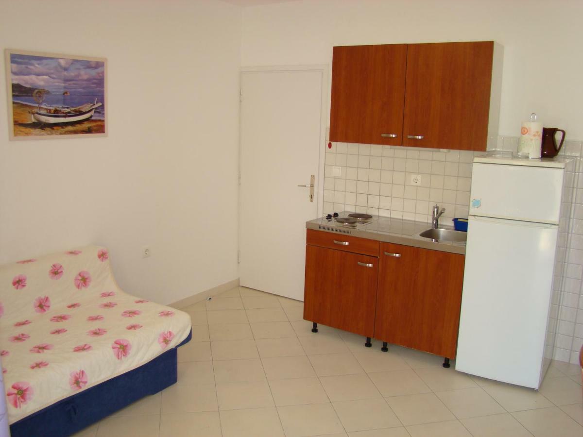 Apartments Ada Tucepi Bagian luar foto