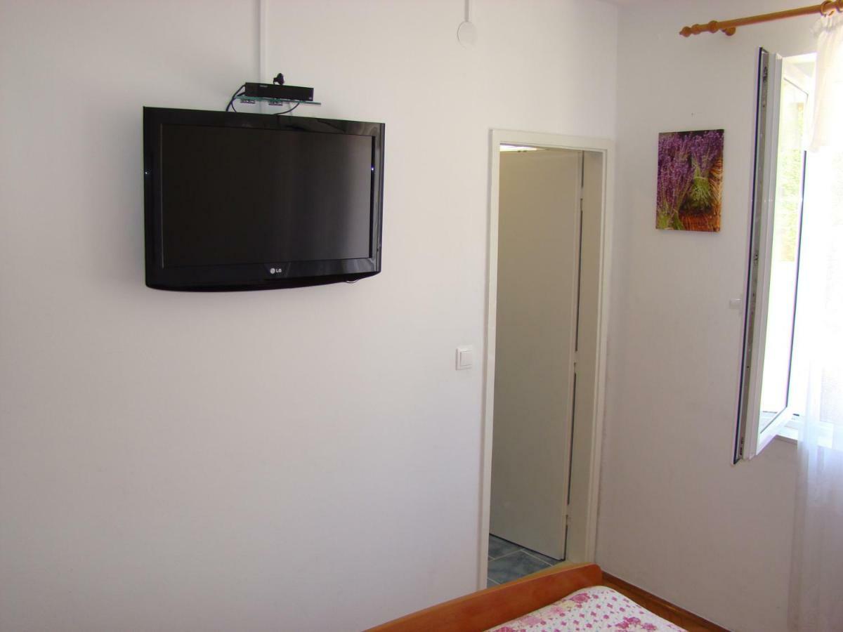 Apartments Ada Tucepi Bagian luar foto
