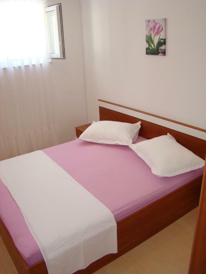 Apartments Ada Tucepi Bagian luar foto